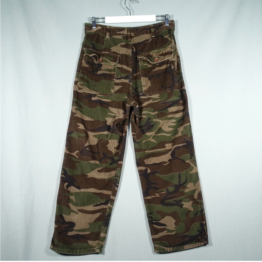 Topshop Women’s Green Camouflage Cargo Pants